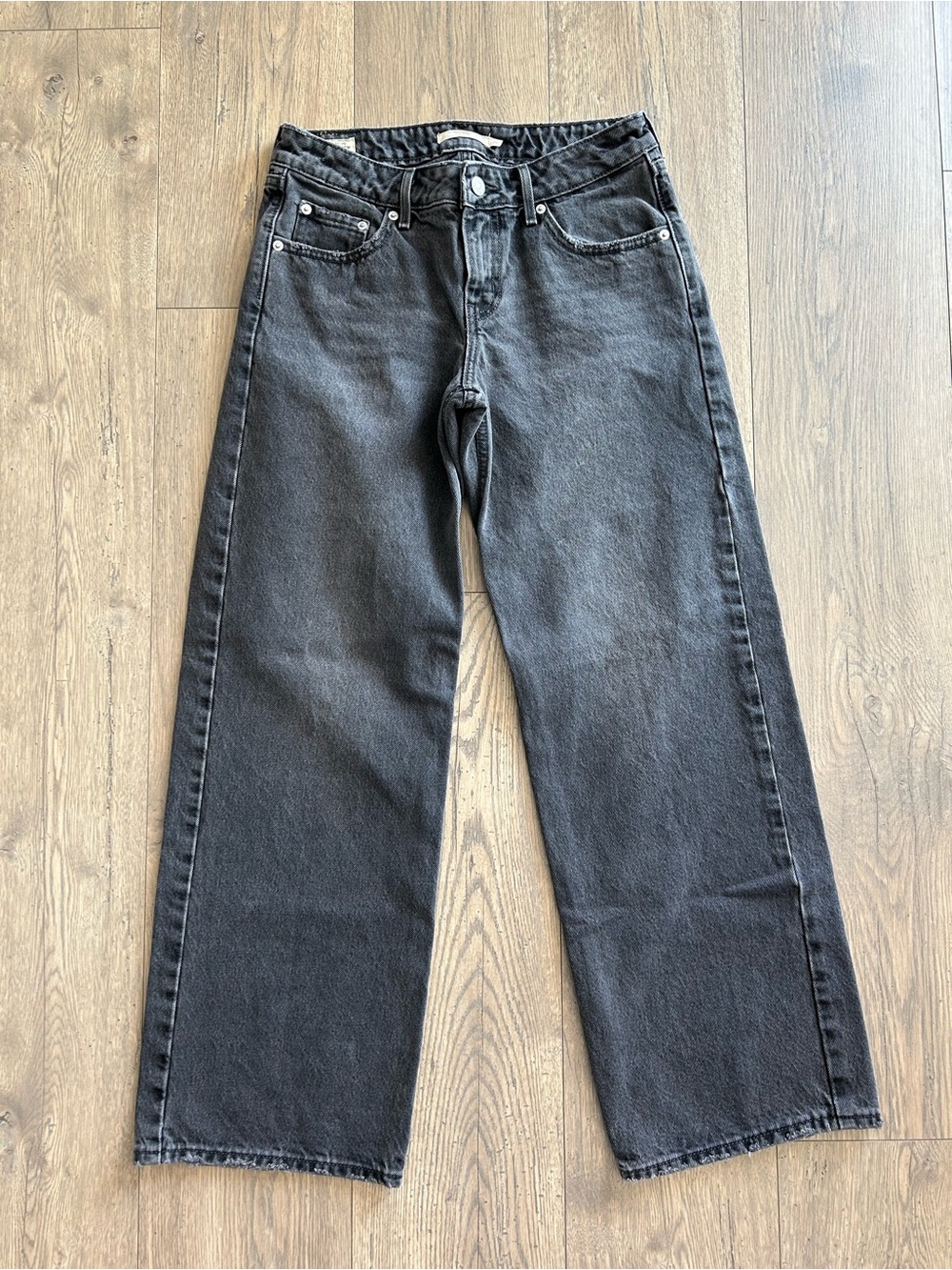 Levi’s Low Loose Black Straight-Leg Jeans